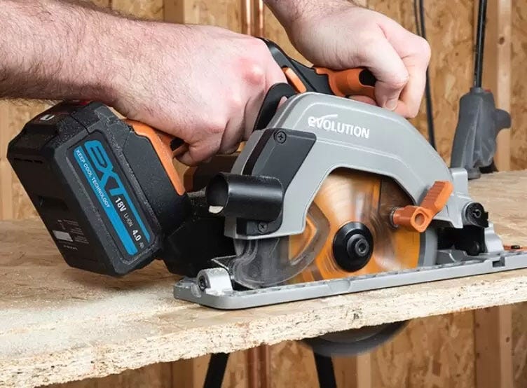 COMMANDEZ L'OUTILLAGE SANS FIL 18V EVOLUTION